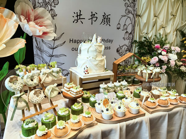 绿意萌动·甜梦宴·小清新甜品套餐-动物奶油-8+6双层加高主蛋糕+60个小甜品+送货+1人上门摆好分切+撤场-图四